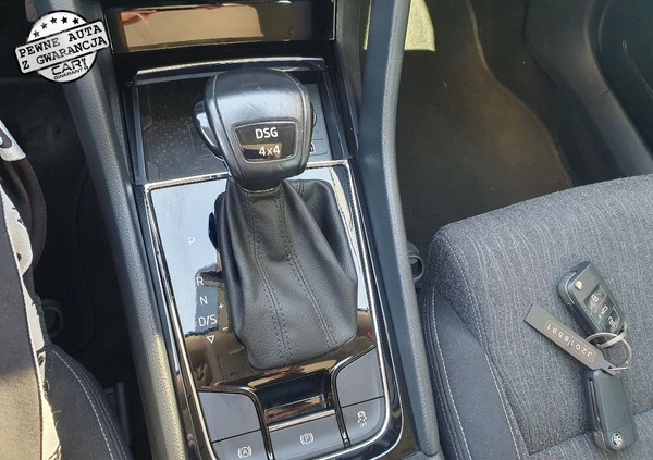 Skoda Karoq cena 89900 przebieg: 81000, rok produkcji 2018 z Człopa małe 781